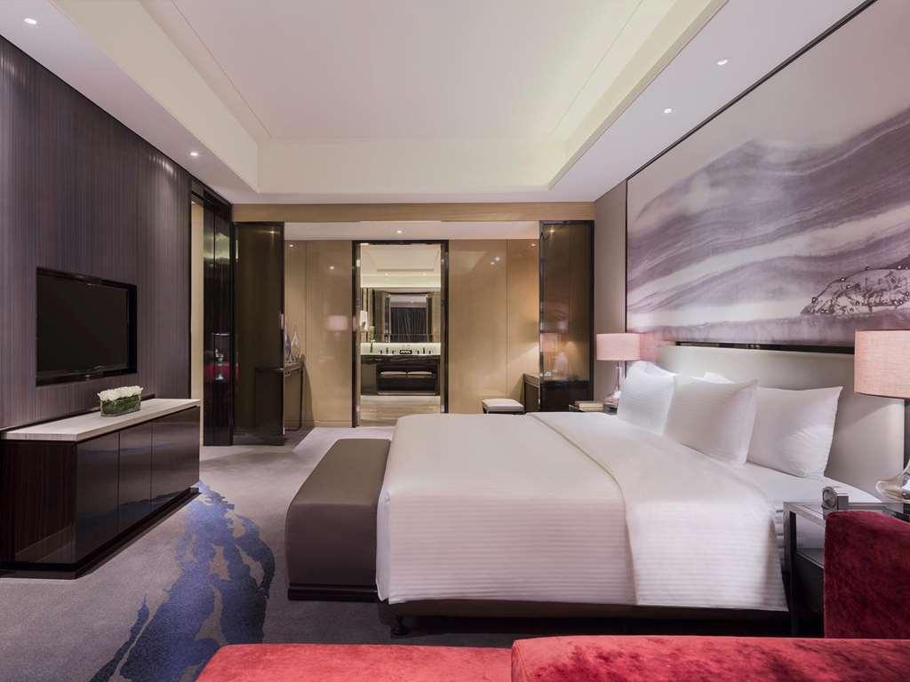 Wanda Realm Wuhan Room photo